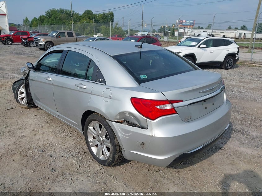 Vin: 1c3ccbbgxcn210384, lot: 46205844, chrysler 200 touring 20123