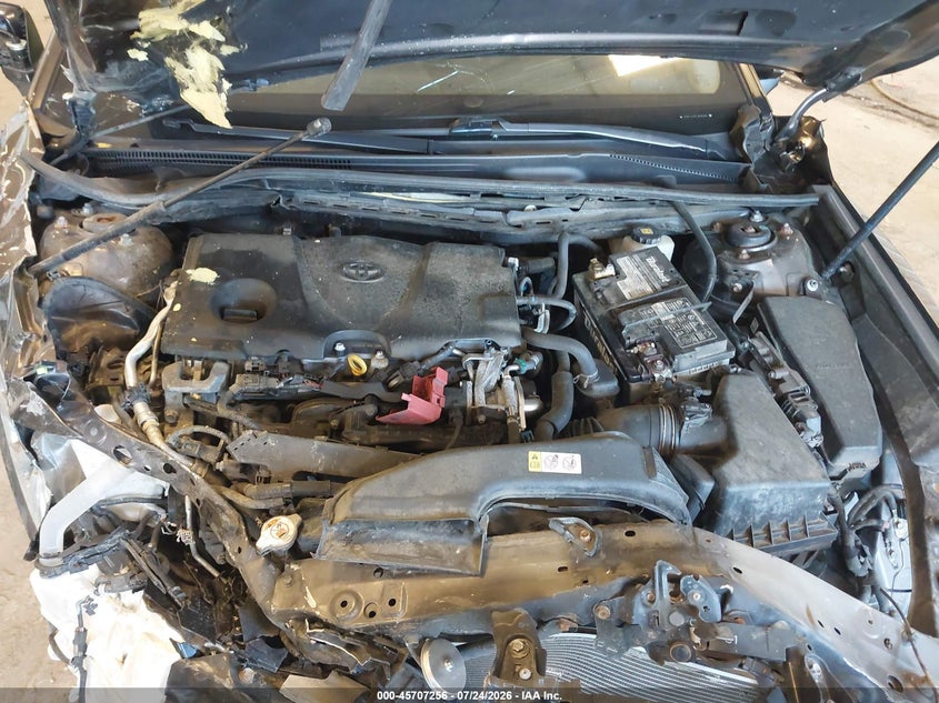 TOYOTA CAMRY - zdjęcie 10