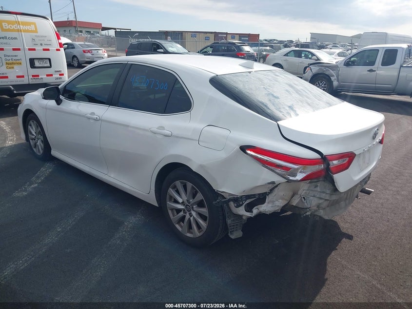 2020 TOYOTA CAMRY auction photo 3