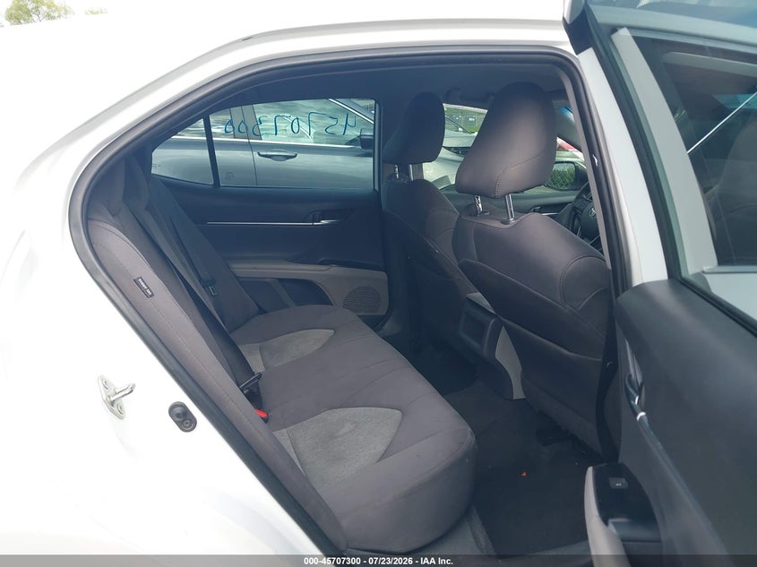 2020 TOYOTA CAMRY auction photo 8