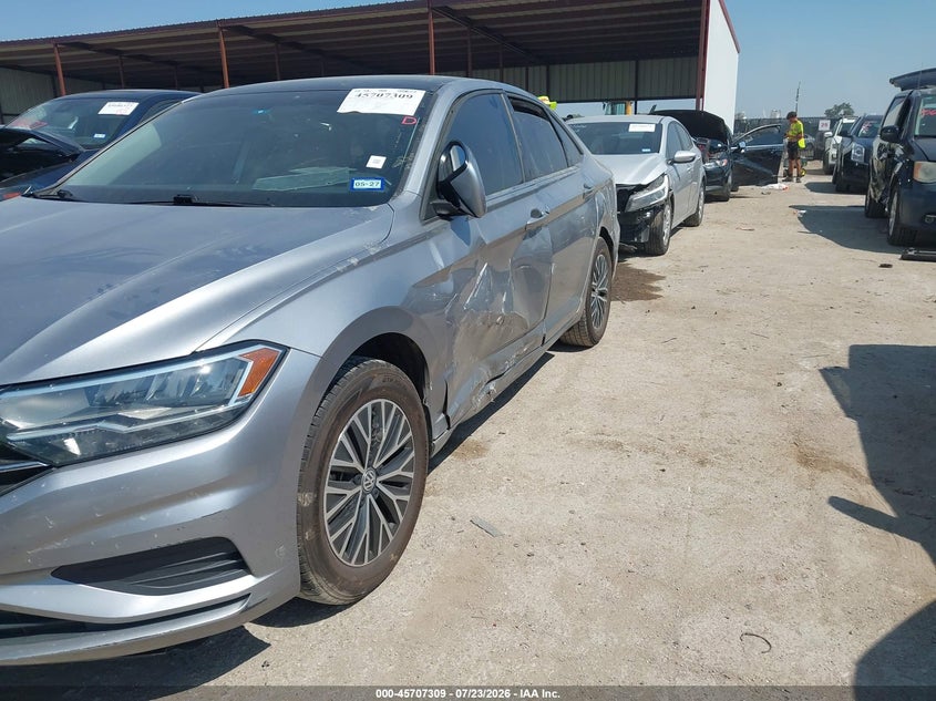 2021 VOLKSWAGEN JETTA auction photo 6