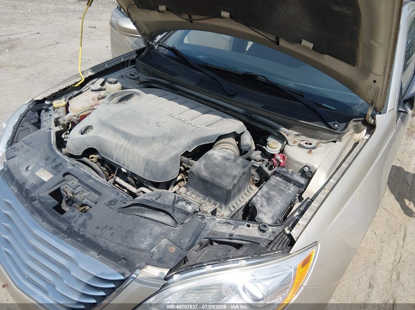 2014 CHRYSLER 200 auction photo 6