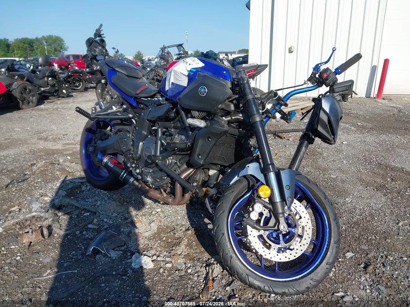 2025 YAMAHA MTN690 auction photo 1