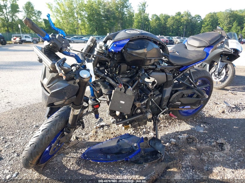 2025 YAMAHA MTN690 auction photo 2
