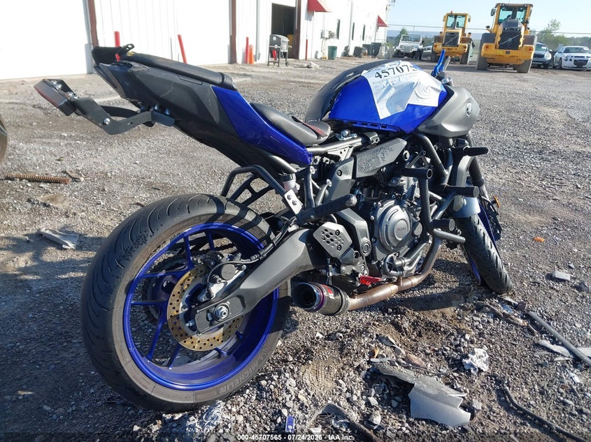 2025 YAMAHA MTN690 auction photo 4