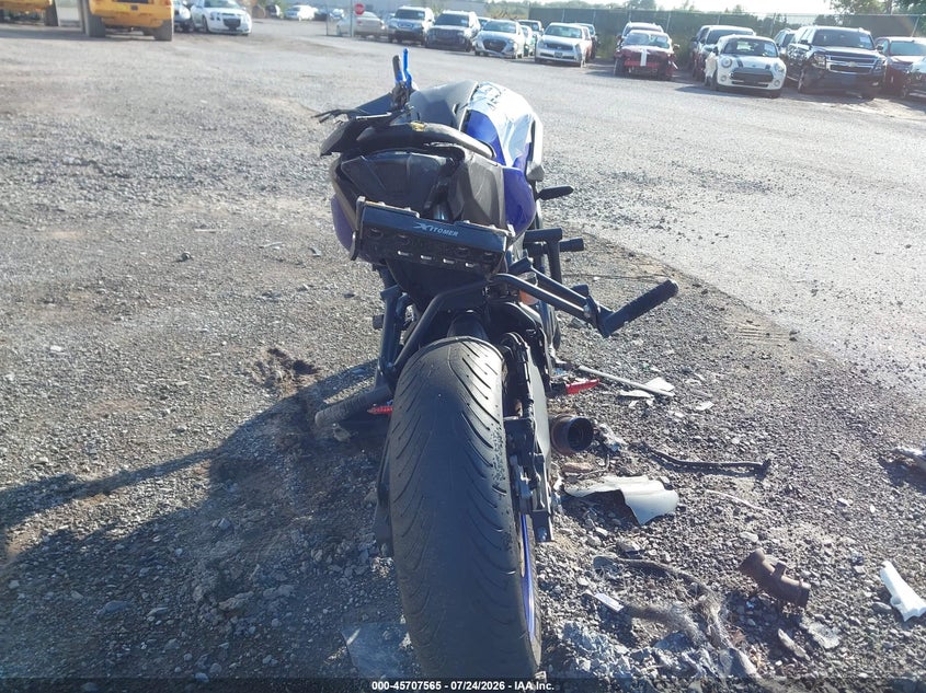 2025 YAMAHA MTN690 auction photo 6