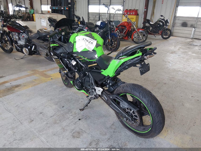 2020 KAWASAKI NINJA SPORT_BIKE 2