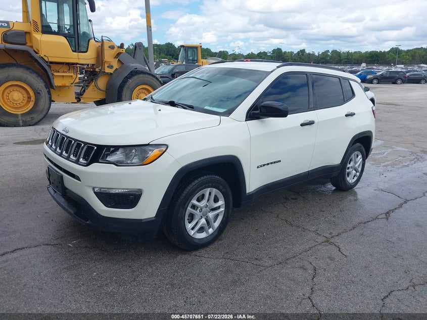 2018 Jeep Compass, Normal Wear & Tear, IAAI, VIN 3C4NJCAB5JT410804 — photo 2