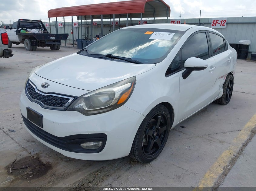 Vin: knadn4a38d6271083, lot: 46206382, kia rio sx 20132