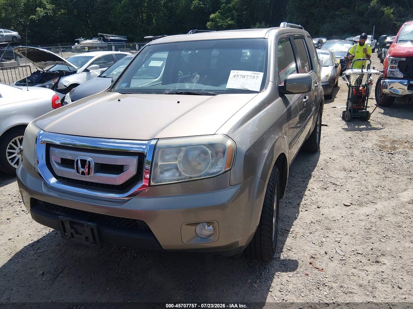2010 HONDA PILOT auction photo 2
