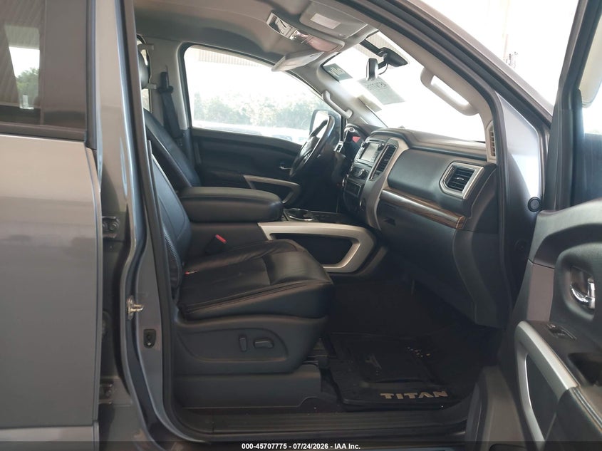2016 NISSAN TITAN XD auction photo 5