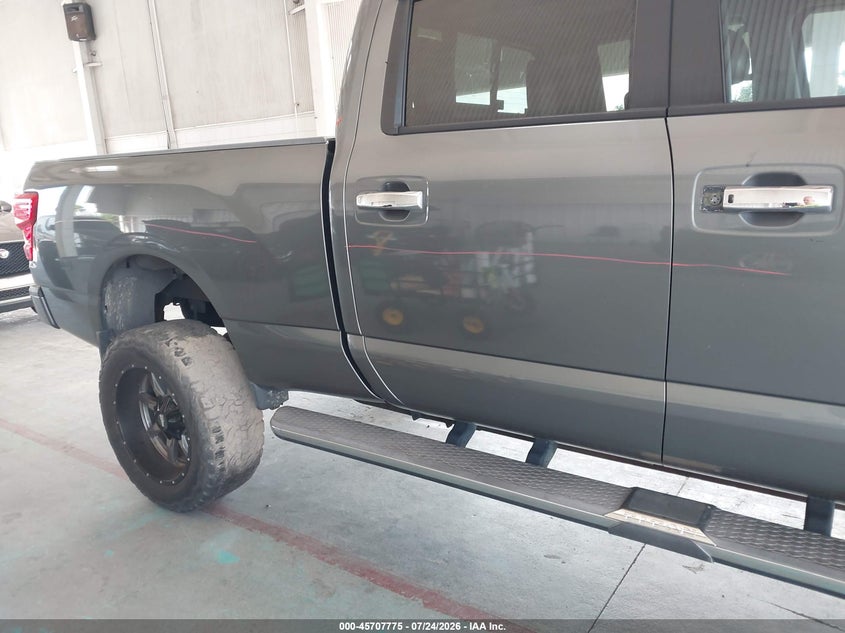 2016 NISSAN TITAN XD auction photo 6