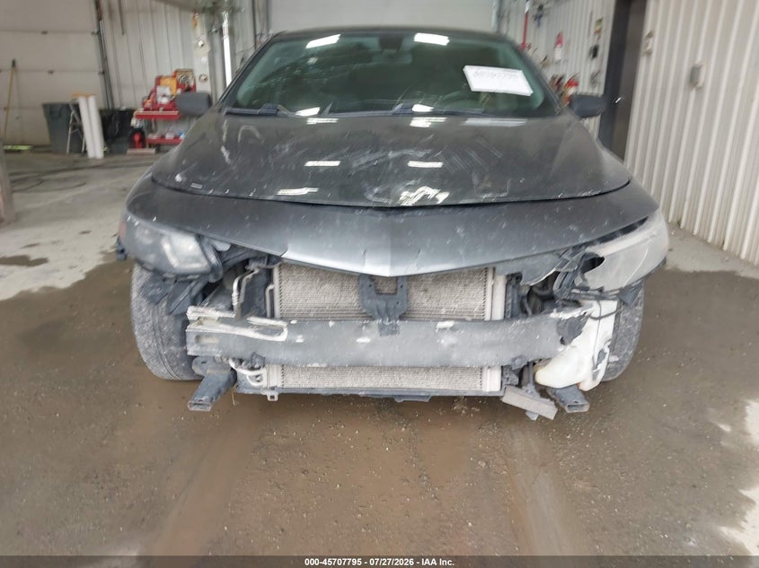 2017 CHEVROLET MALIBU auction photo 6