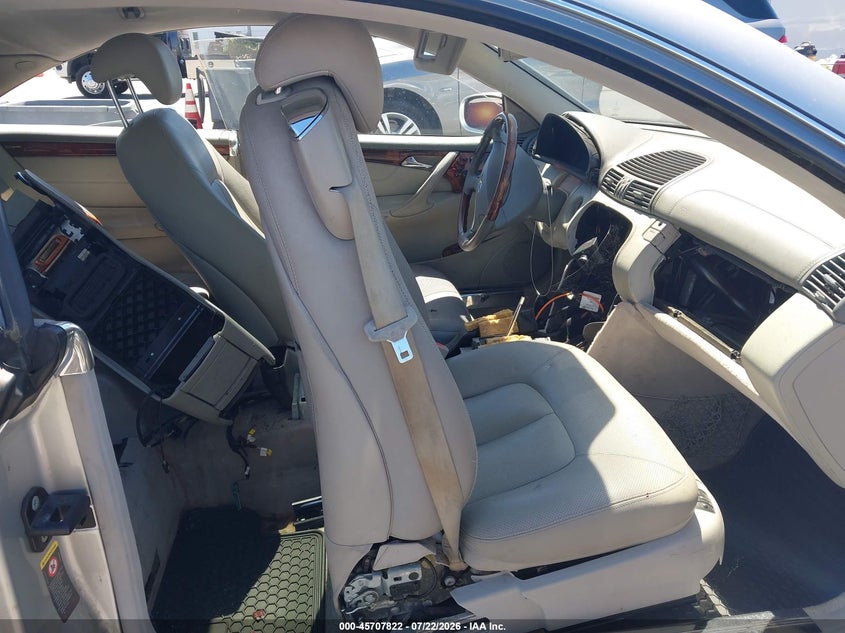 MERCEDES-BENZ CL 500 2004 VIN WDBPJ75J44A040649