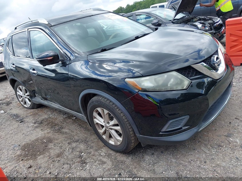 2015 NISSAN ROGUE auction photo 1