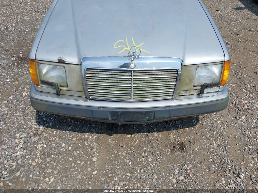 1993 MERCEDES-BENZ 400 auction photo 6