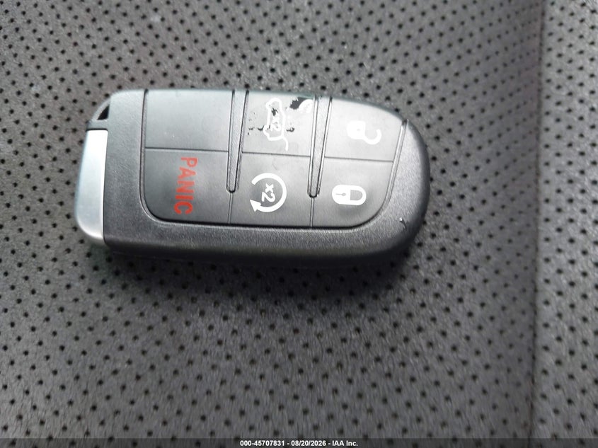JEEP GRAND CHEROKEE 2019 VIN 1C4RJFAG3KC568621