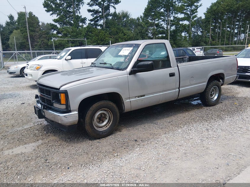 1994 CHEVROLET GMT-400 auction photo 2