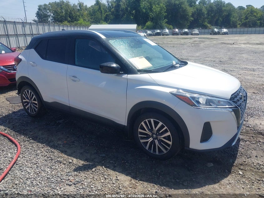 2021 Nissan Kicks SV Xtronic CVT