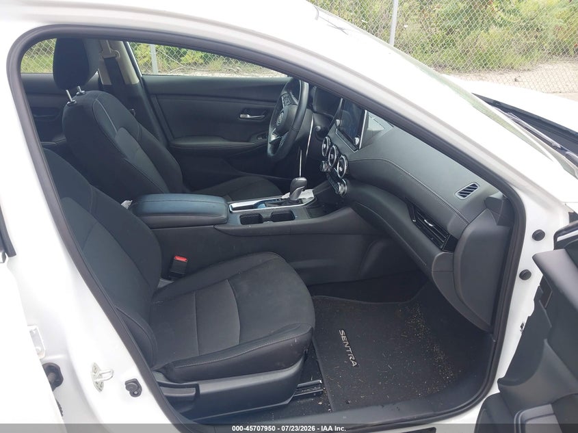 2024 NISSAN SENTRA auction photo 5