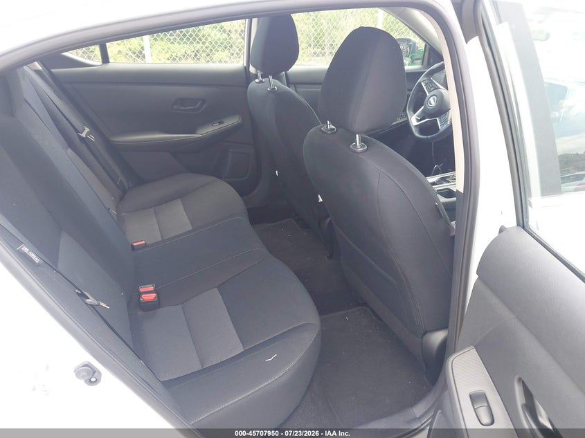 2024 NISSAN SENTRA auction photo 8