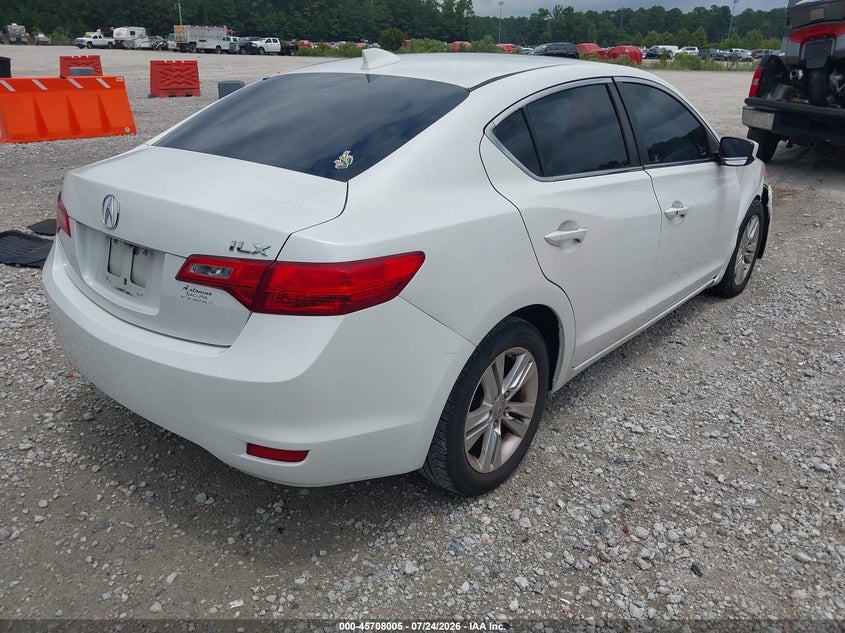 2013 ACURA ILX SEDAN 2.0L I-4 VVT, 150HP