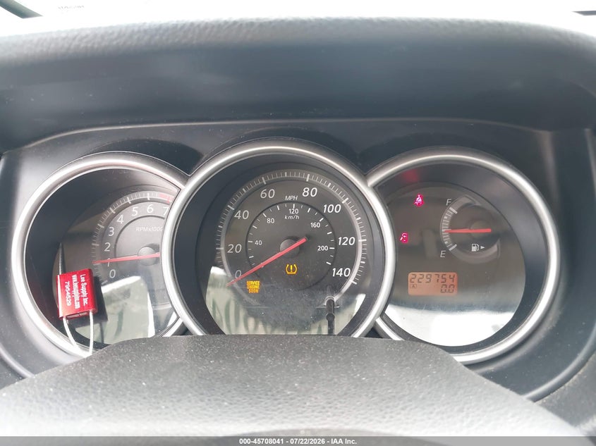 2010 NISSAN VERSA auction photo 7