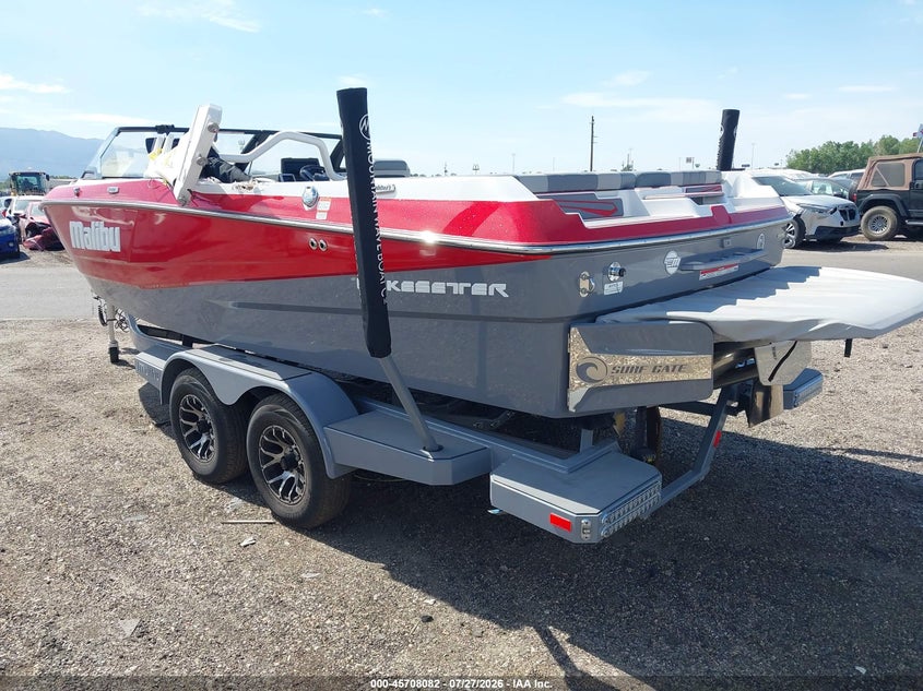2022 MALIBU 21LX auction photo 3
