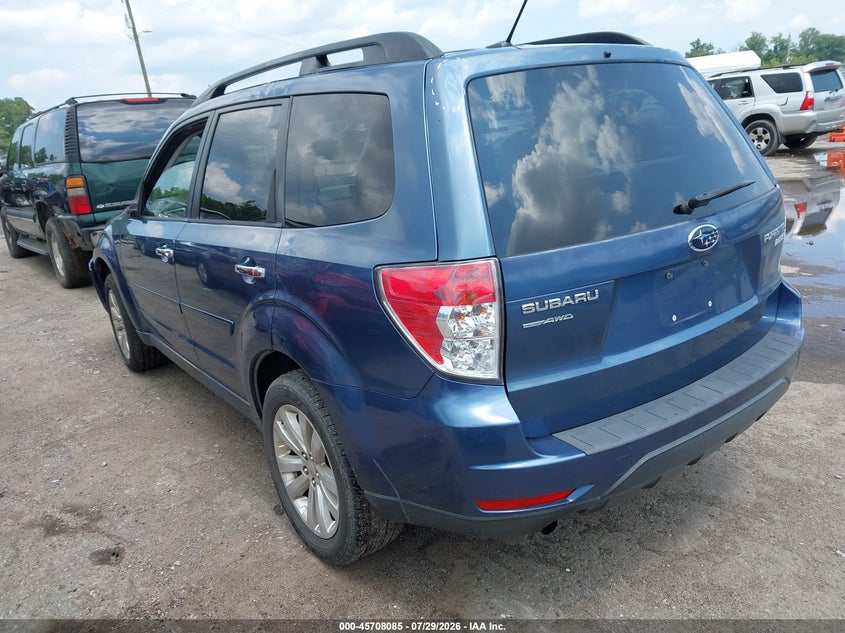 Vin: jf2shadc5ch440766, lot: 46206741, subaru forester 2.5x premium 20123