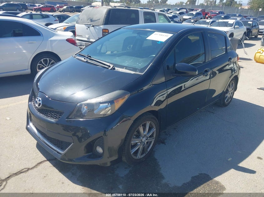 Vin: jtdktud3xdd560666, lot: 46206766, toyota yaris se 20132