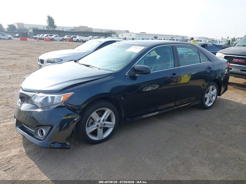 Vin: 4t1bf1fk9du657847, lot: 46206781, toyota camry se 20132
