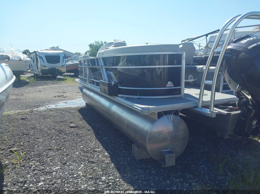 2023 STARCRAFT PONTOON auction photo 3