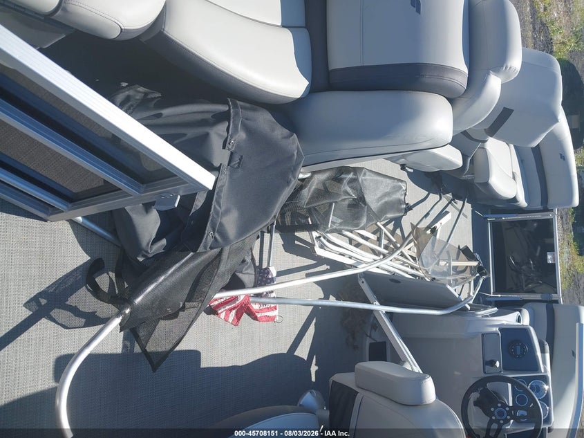 2023 STARCRAFT PONTOON auction photo 6