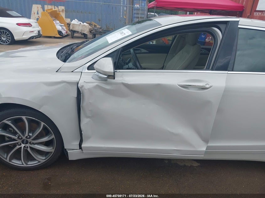 2019 LINCOLN MKZ auction photo 6