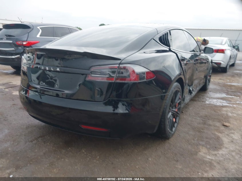 TESLA MODEL S - zdjęcie 4