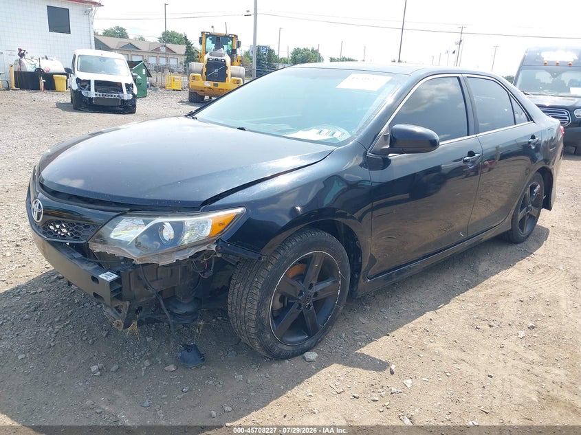 Vin: 4t1bf1fk8cu044049, lot: 46206883, toyota camry se 20122