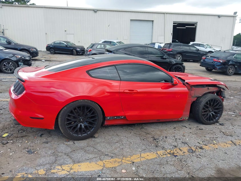 FORD MUSTANG - zdjęcie 14