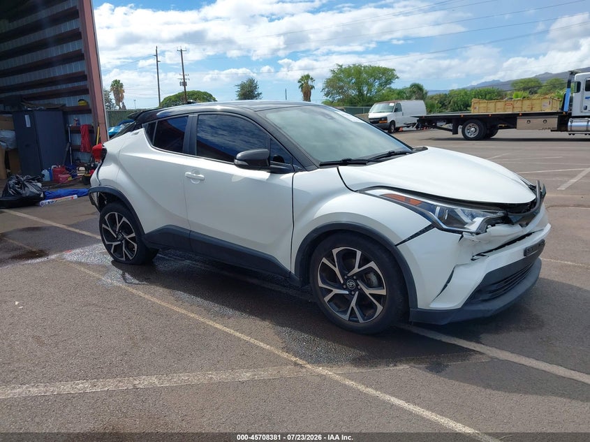 TOYOTA C-HR - zdjęcie 1