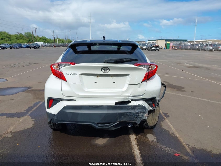 TOYOTA C-HR - zdjęcie 16