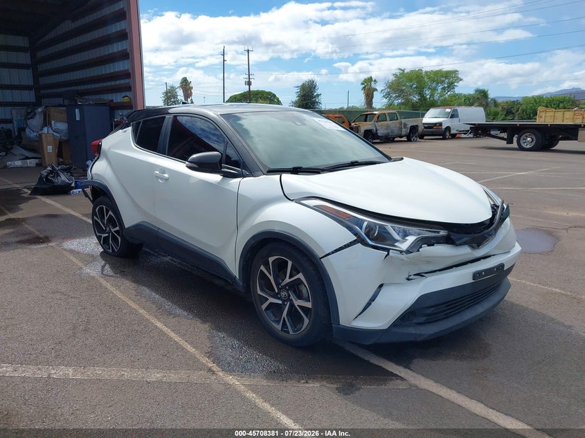 TOYOTA C-HR - zdjęcie 18