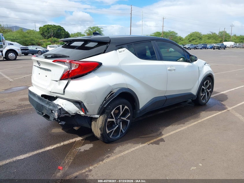 TOYOTA C-HR - zdjęcie 4