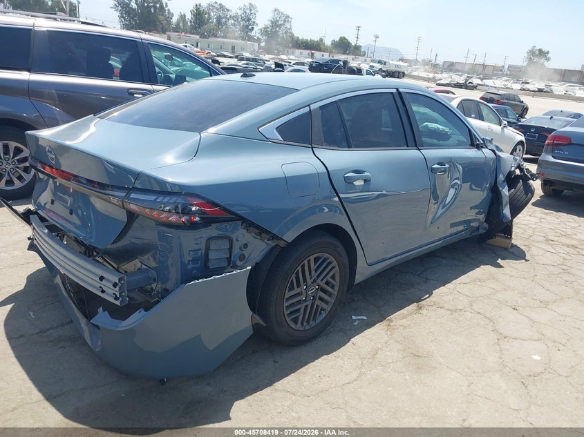 2026 NISSAN SENTRA auction photo 4