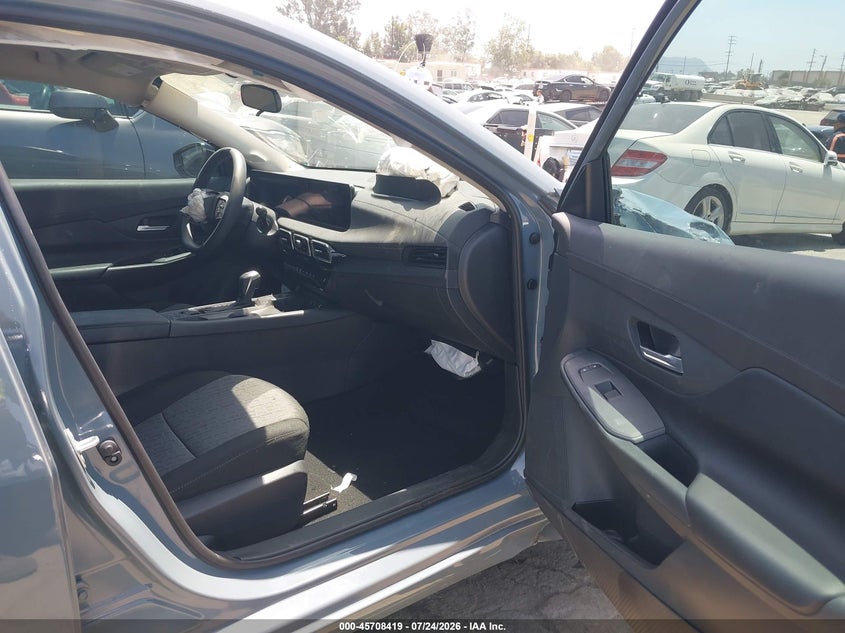 2026 NISSAN SENTRA auction photo 5