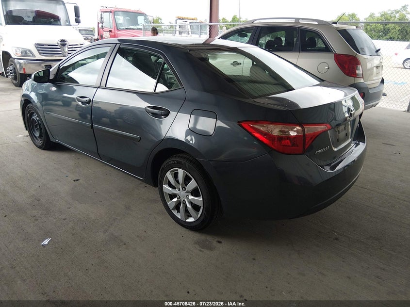 2018 TOYOTA COROLLA auction photo 3