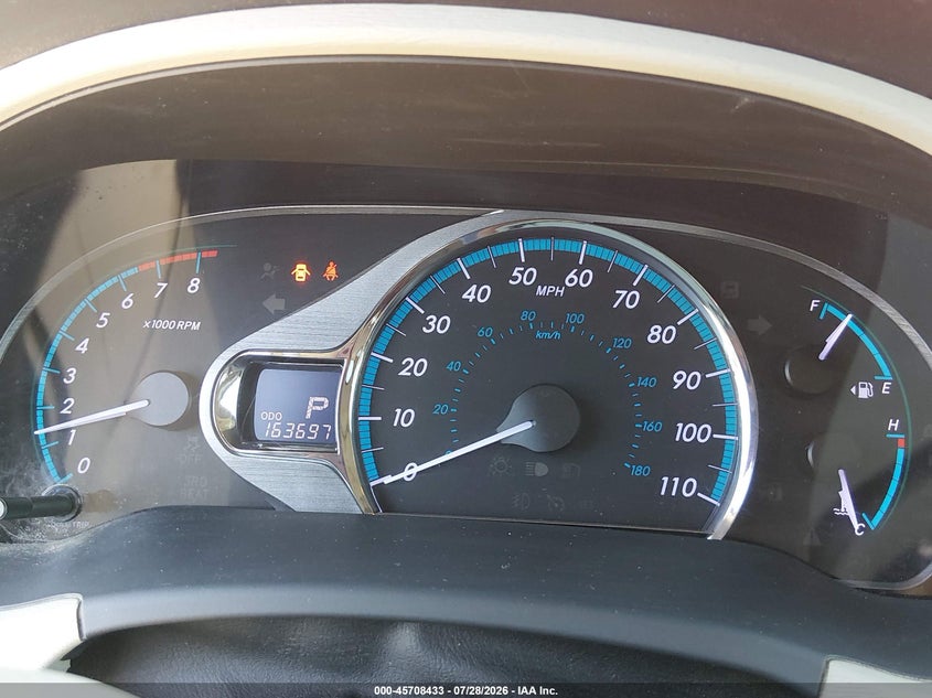2014 TOYOTA SIENNA VAN 3.5L V-6 DOHC, VVT, 266HP