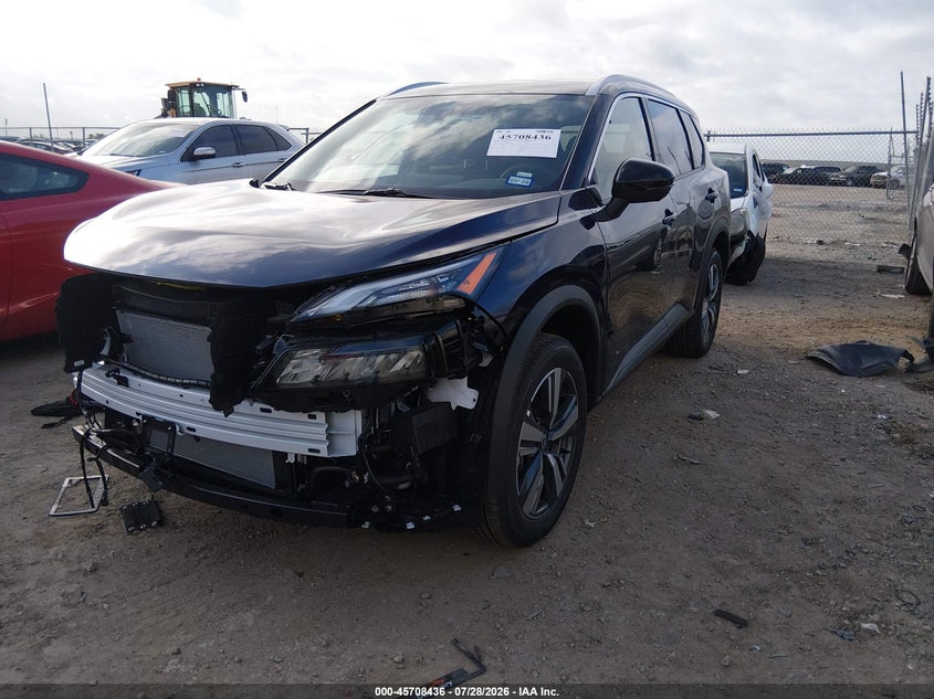 2026 Nissan Rogue, Front End, IAAI, VIN 5N1BT3CAXTC853574 — photo 2