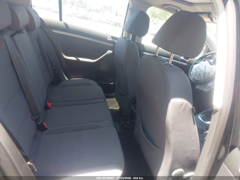 2009 VOLKSWAGEN RABBIT auction photo 8
