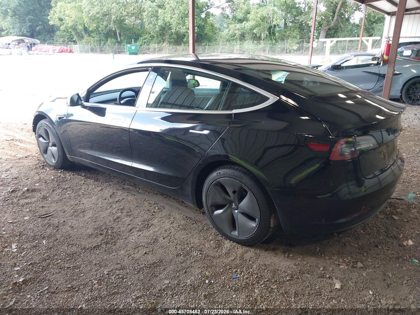 2019 TESLA MODEL 3 auction photo 3