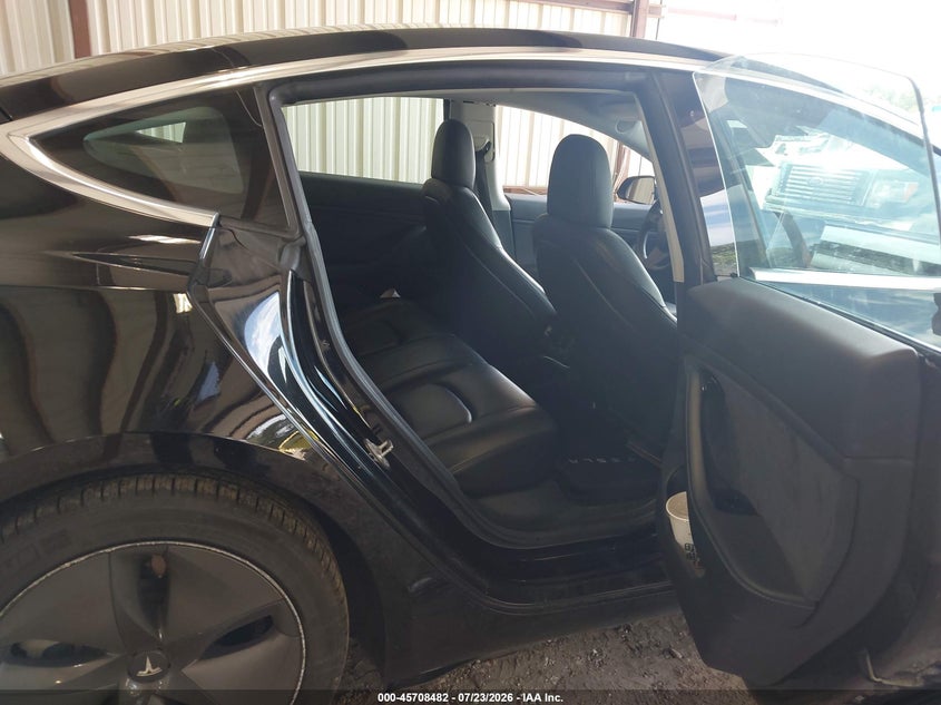 2019 TESLA MODEL 3 auction photo 8