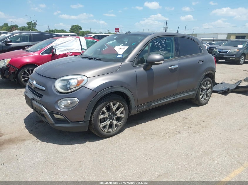 2016 Fiat 500X, Удар сзади, IAAI, VIN ZFBCFXCT4GP373735 — фото 2